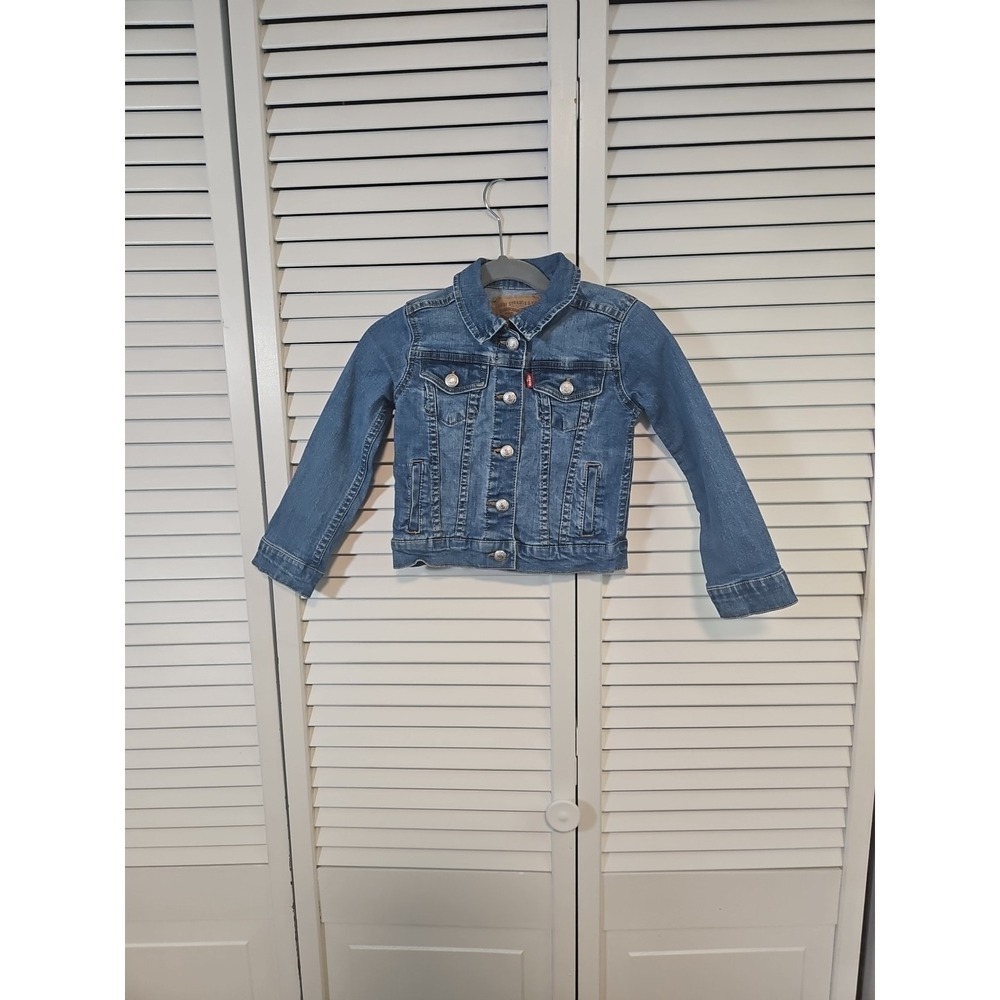 Levi's Girls' Size 5 (4-4YRS) Trucker‎ Jeans Jacket Light Wash Blue
